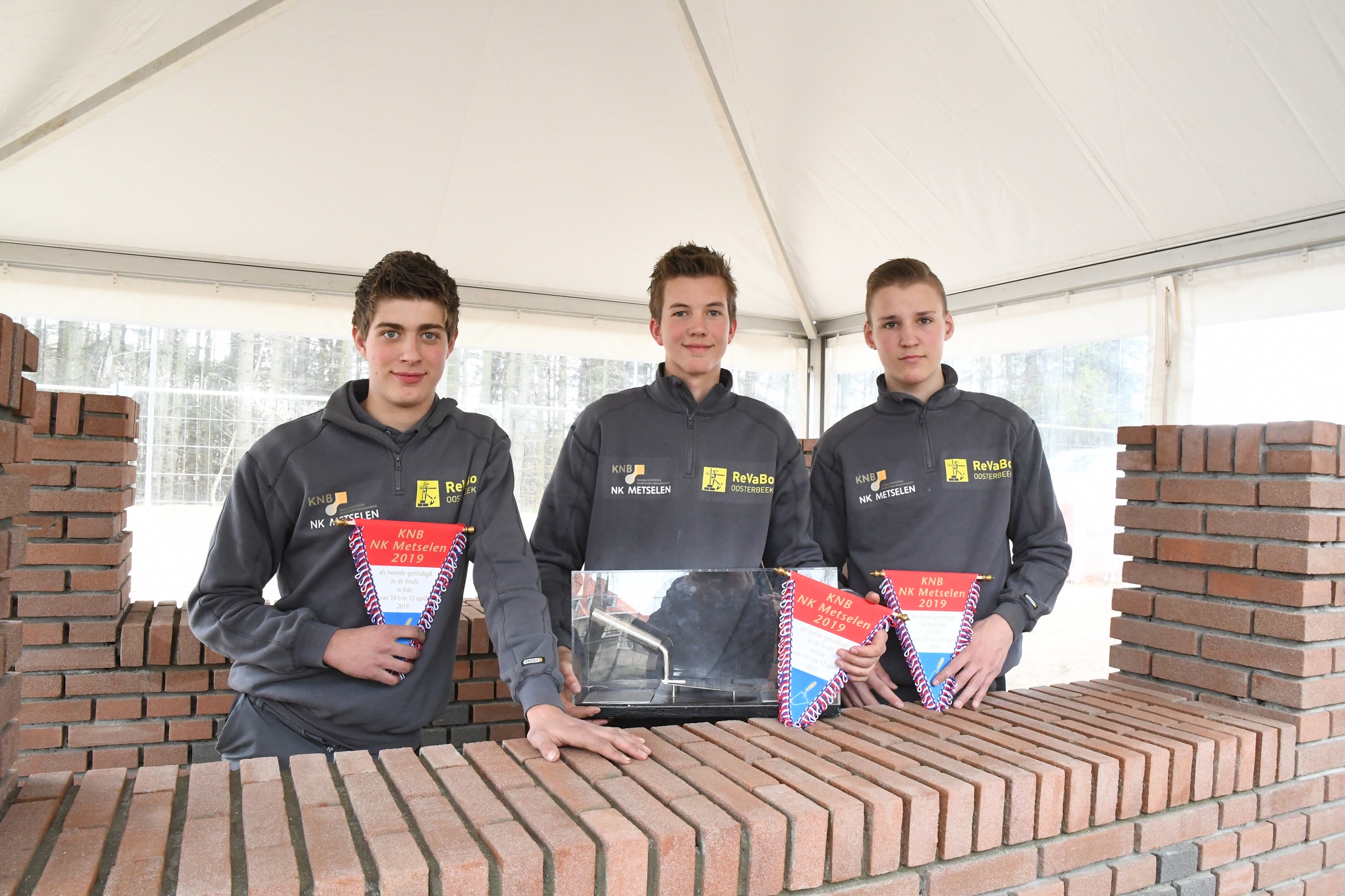 v.l.n.r.: Gerrit van de Zande (2e), Stefan de Jager (1e) en Siem van den Berg (3e)